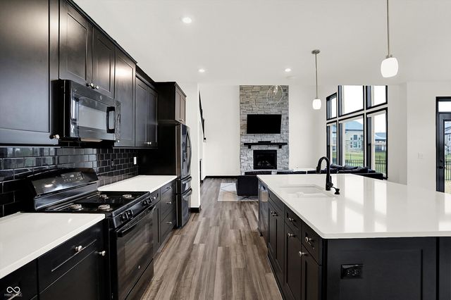 3565 Snowdon Drive, Westfield, IN 46074