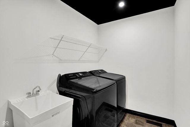 3565 Snowdon Drive, Westfield, IN 46074