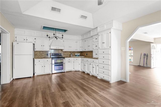 7956 N Doffing Road, Mission, TX 78574