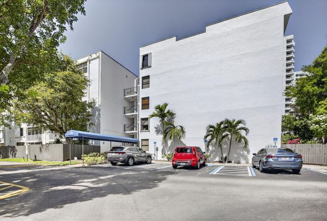 3350 NE 192ND Street 2B-B, Aventura, FL 33180