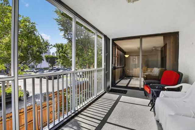 3350 NE 192ND Street 2B-B, Aventura, FL 33180