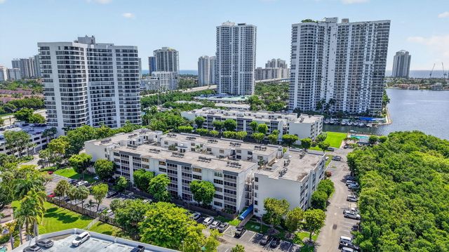 3350 NE 192ND Street 2B-B, Aventura, FL 33180