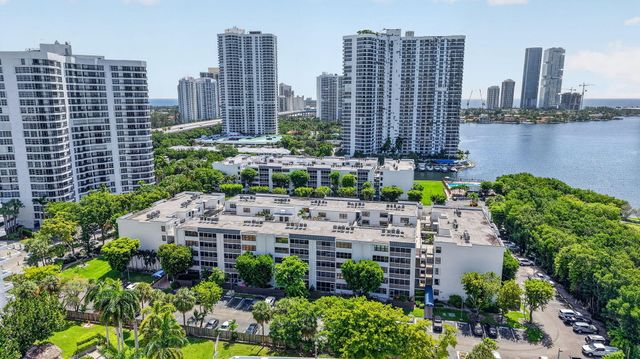 3350 NE 192ND Street 2B-B, Aventura, FL 33180