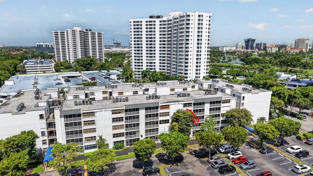 3350 NE 192ND Street 2B-B, Aventura, FL 33180