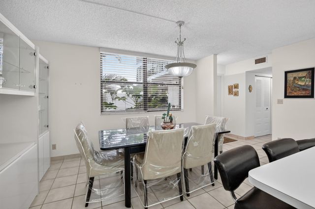 3350 NE 192ND Street 2B-B, Aventura, FL 33180
