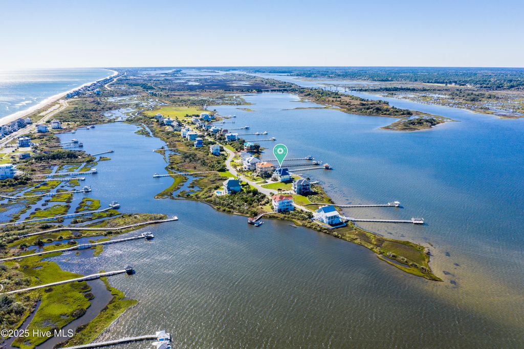 Image 11 of property listing at 31 Osprey Drive, Sneads Ferry, NC 28460