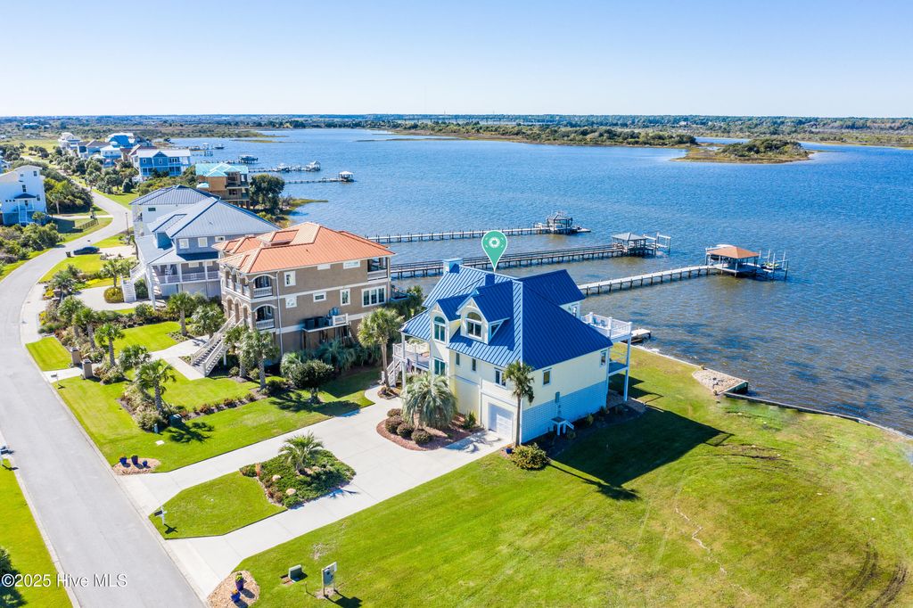 Image 5 of property listing at 31 Osprey Drive, Sneads Ferry, NC 28460