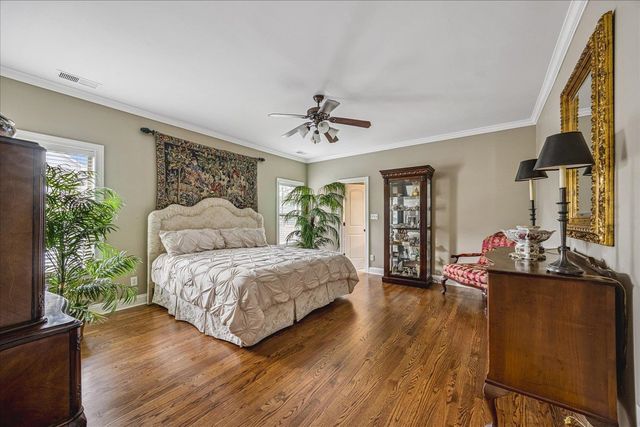 8926 VALLEY MILL LN, Bartlett, TN 38002