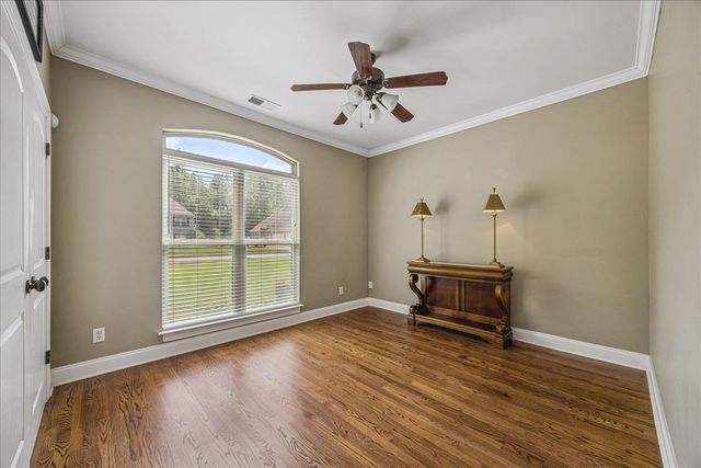 8926 VALLEY MILL LN, Bartlett, TN 38002