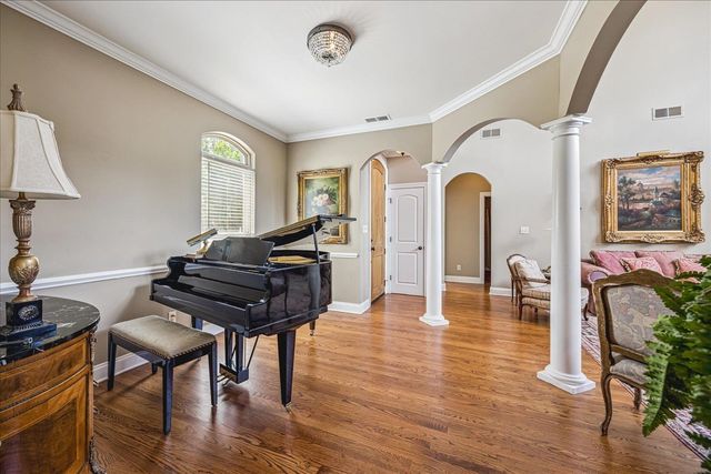 8926 VALLEY MILL LN, Bartlett, TN 38002