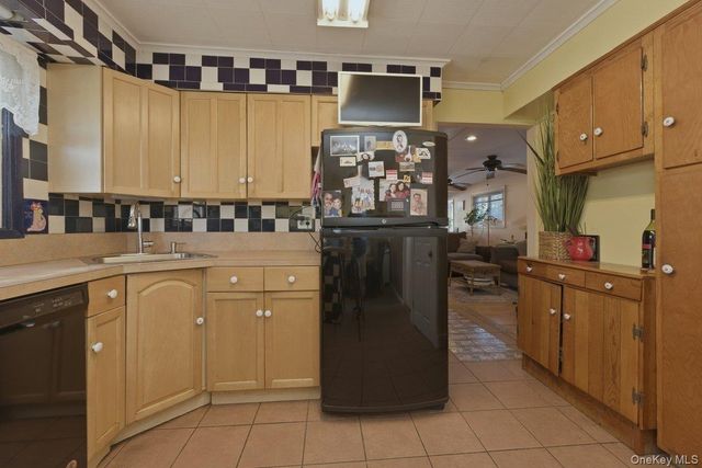 99 Virginia Avenue, Long Beach, NY 11561