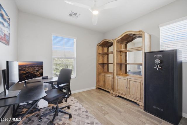 2245 S SABINO Drive 105, Gilbert, AZ 85295