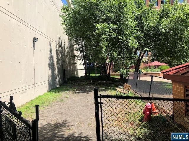 100 Old Palisade Road 803, Fort Lee, NJ 07024