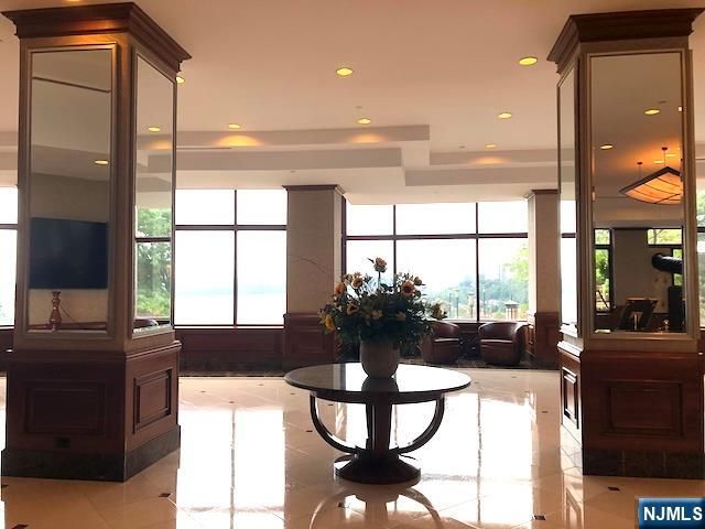 100 Old Palisade Road 803, Fort Lee, NJ 07024
