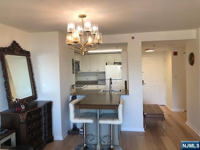 100 Old Palisade Road 803, Fort Lee, NJ 07024