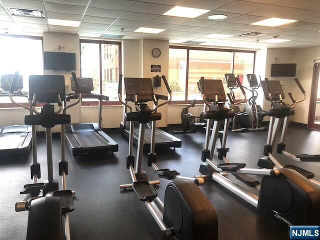 100 Old Palisade Road 803, Fort Lee, NJ 07024