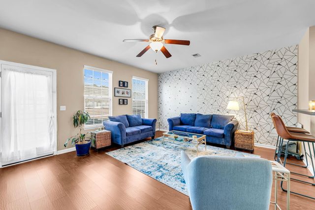 704 Hemingway Circle, Summerville, SC 29483