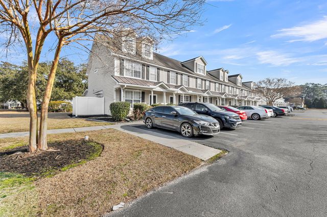 704 Hemingway Circle, Summerville, SC 29483