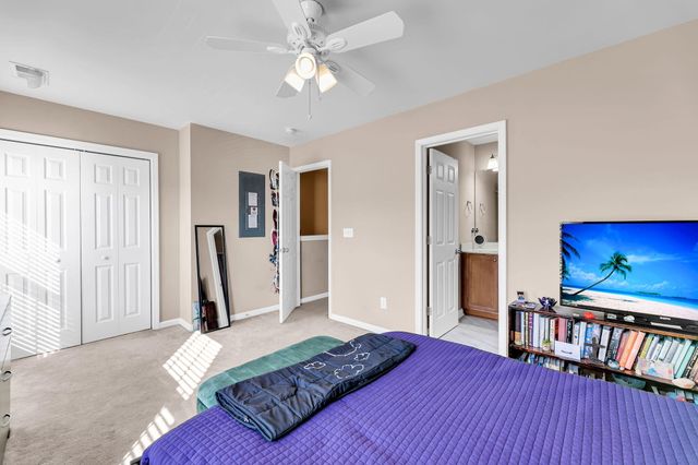 704 Hemingway Circle, Summerville, SC 29483