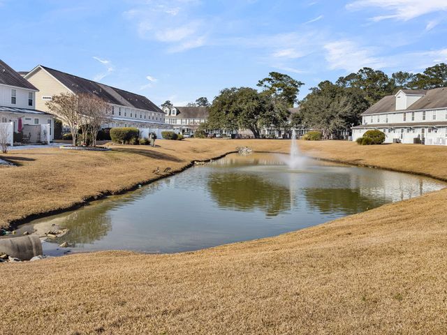 704 Hemingway Circle, Summerville, SC 29483