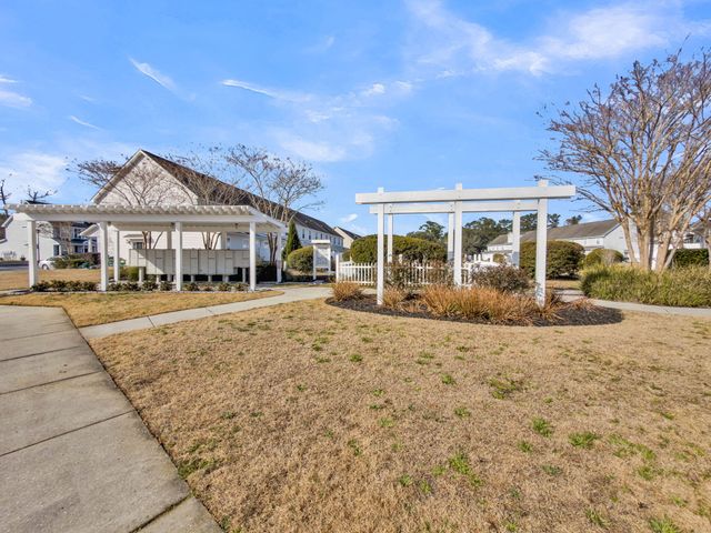 704 Hemingway Circle, Summerville, SC 29483