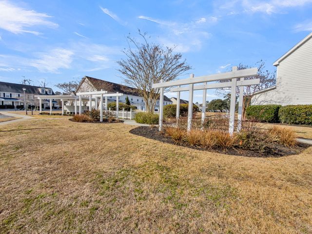 704 Hemingway Circle, Summerville, SC 29483