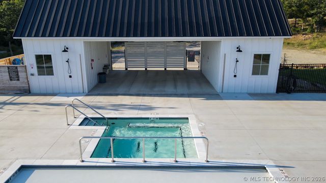 53 Pebble Ridge Road, Eufaula, OK 74432