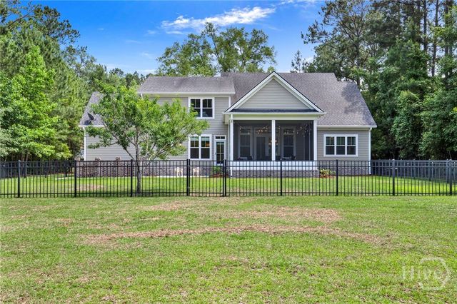890 Saint Catherine Circle, Richmond Hill, GA 31324