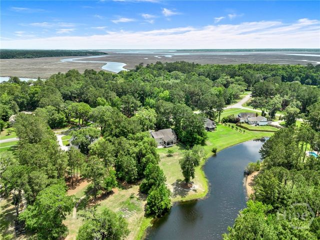 890 Saint Catherine Circle, Richmond Hill, GA 31324