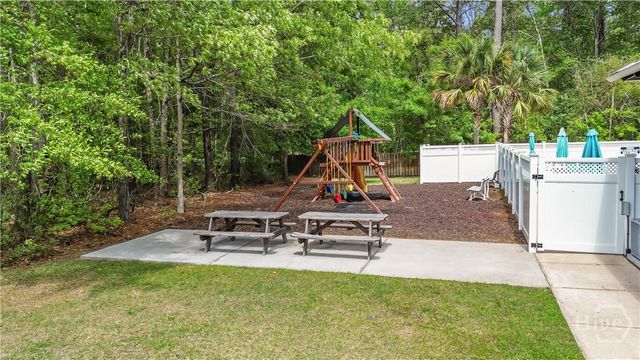 890 Saint Catherine Circle, Richmond Hill, GA 31324