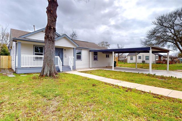 912 Seymour Street, Pasadena, TX 77506