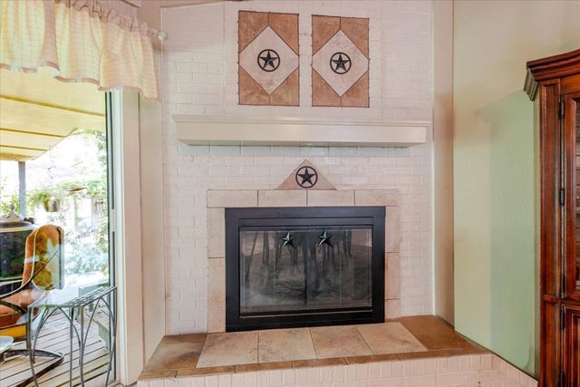 3908 Bandera Drive, De Cordova, TX 76049