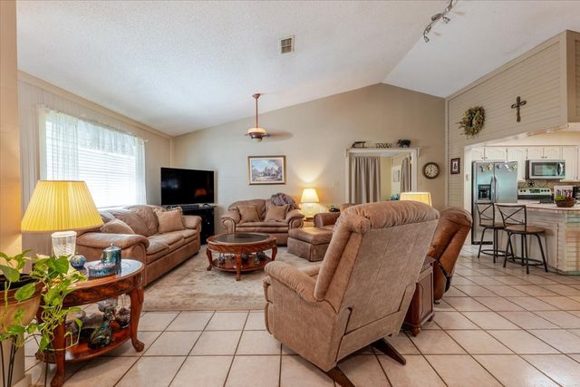 3908 Bandera Drive, De Cordova, TX 76049