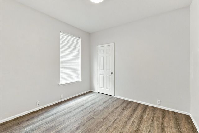 2812 THORNCREEK Lane, Fort Worth, TX 76177