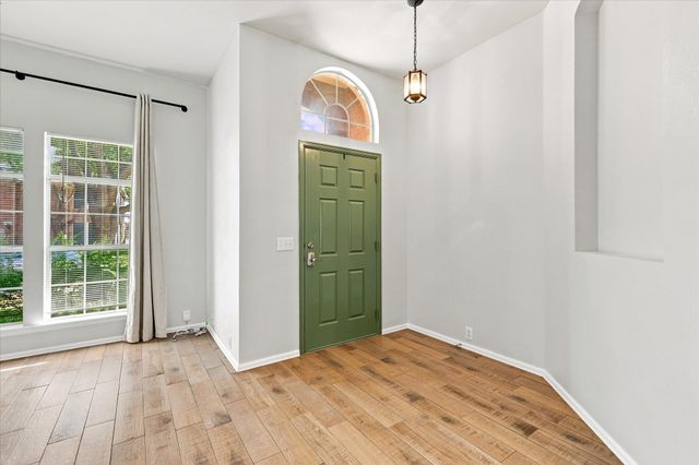 2812 THORNCREEK Lane, Fort Worth, TX 76177