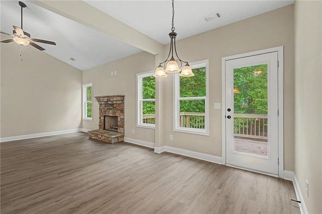 504 Iris Way, Villa Rica, GA 30180