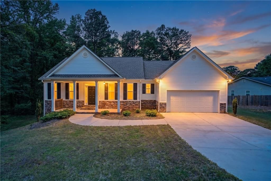 504 Iris Way, Villa Rica, GA 30180