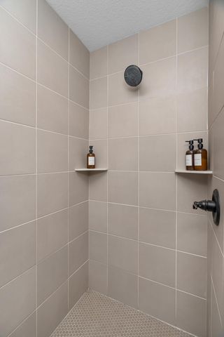 1581 Philipp Way, Shakopee, MN 55379