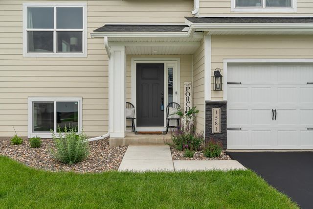 1581 Philipp Way, Shakopee, MN 55379