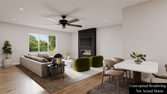 5630 Seminole Valley Trail NE, Cedar Rapids, IA 52411