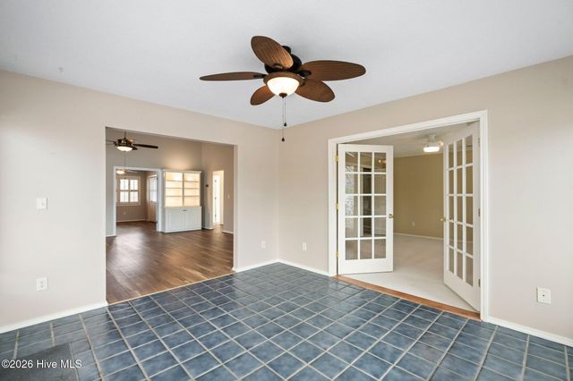 117 Widgeon Circle, Hampstead, NC 28443