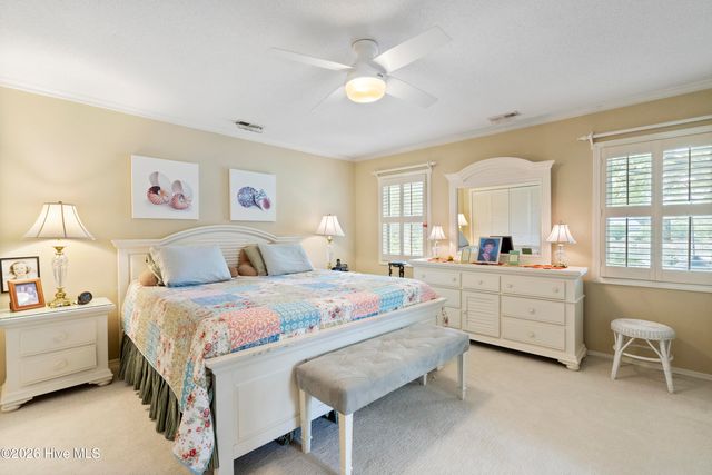 117 Widgeon Circle, Hampstead, NC 28443