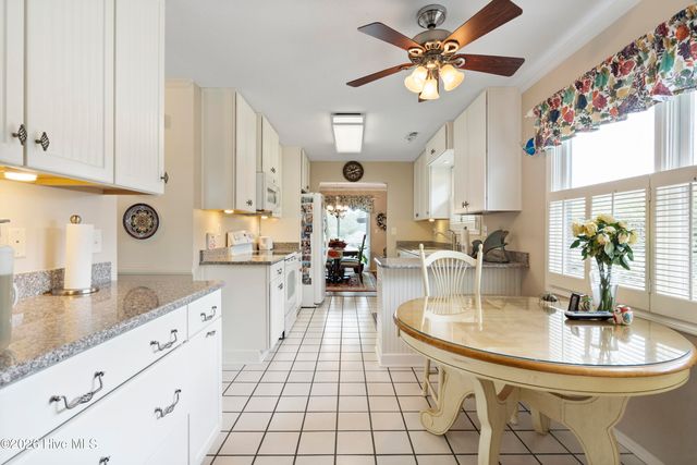 117 Widgeon Circle, Hampstead, NC 28443