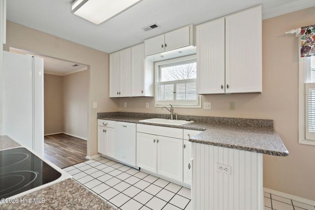 117 Widgeon Circle, Hampstead, NC 28443