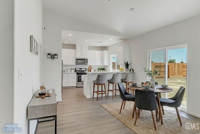 913 Harvest Avenue, Mc Farland, CA 93250