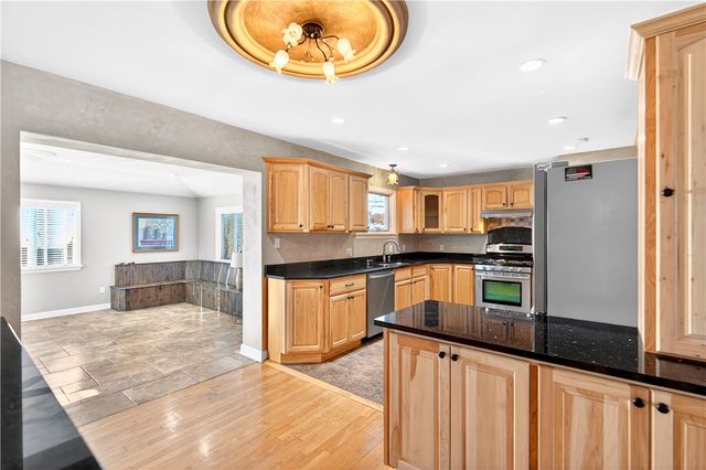 1238 Georges Station Rd, Hempfield Twp, PA 15601