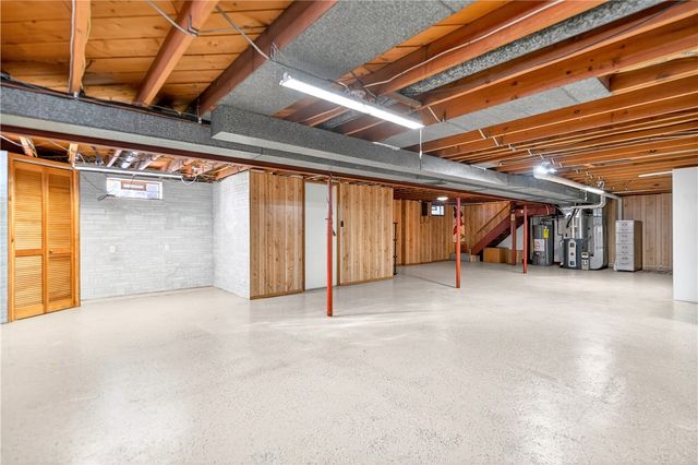 1238 Georges Station Rd, Hempfield Twp, PA 15601