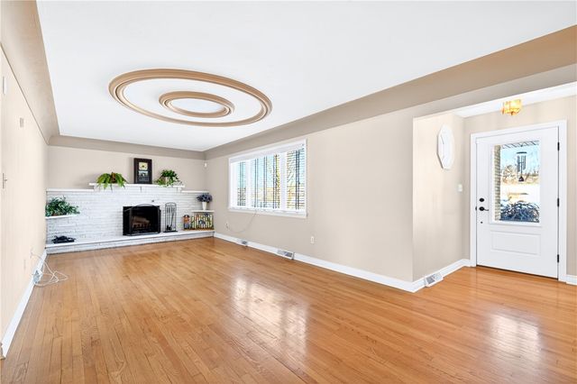 1238 Georges Station Rd, Hempfield Twp, PA 15601