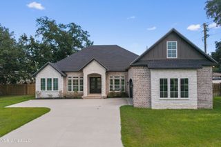 500 Oak Haven Drive, Long Beach, MS 39560