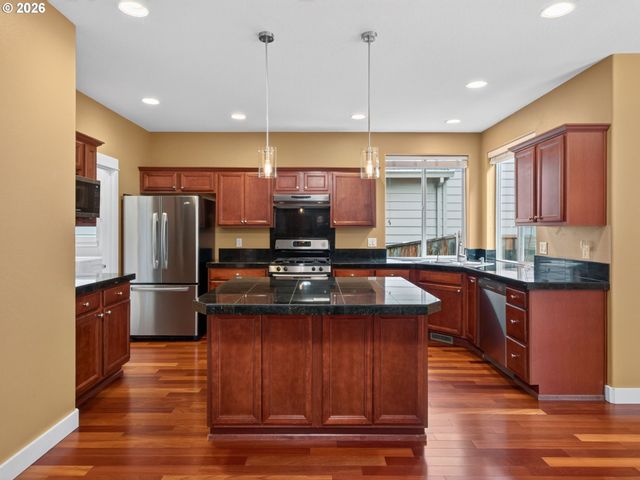 5273 Nw 127TH Ter, Portland, OR 97229